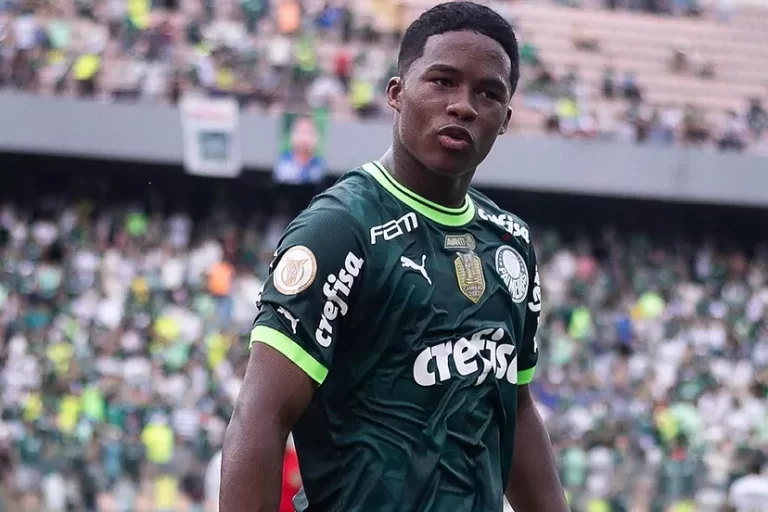 Niño Sensación del Fútbol Recibe 60 millones de Euros