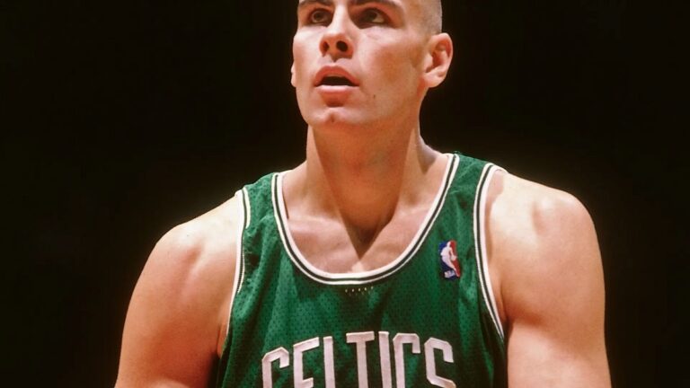 Fallece Eric Montross, ex estrella de North Carolina