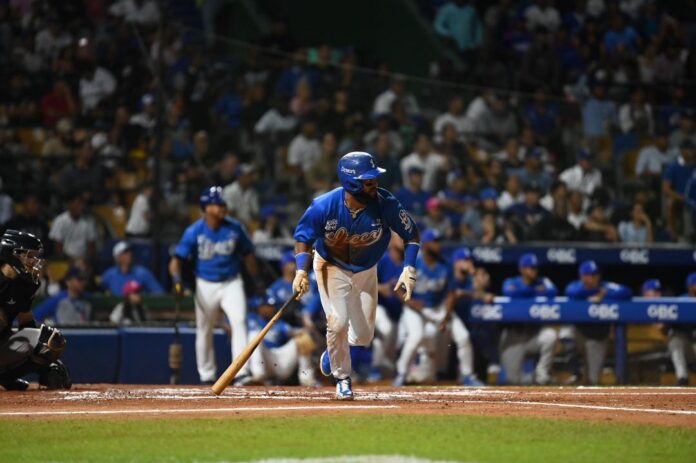Licey aplasta a Estrellas y consolida segundo lugar
