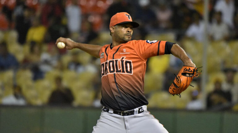 BÉISBOL RD: Estadounidense Troy Johnston define la victoria de los Toros en entradas extras