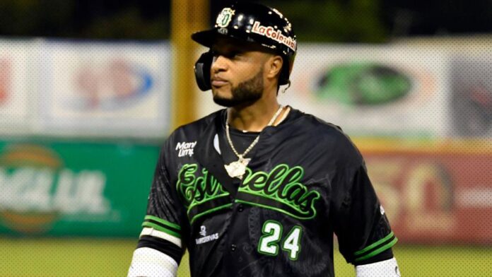 Robinson Canó renueva con las Estrellas Orientales